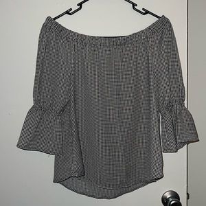 Over the shoulder black n white top